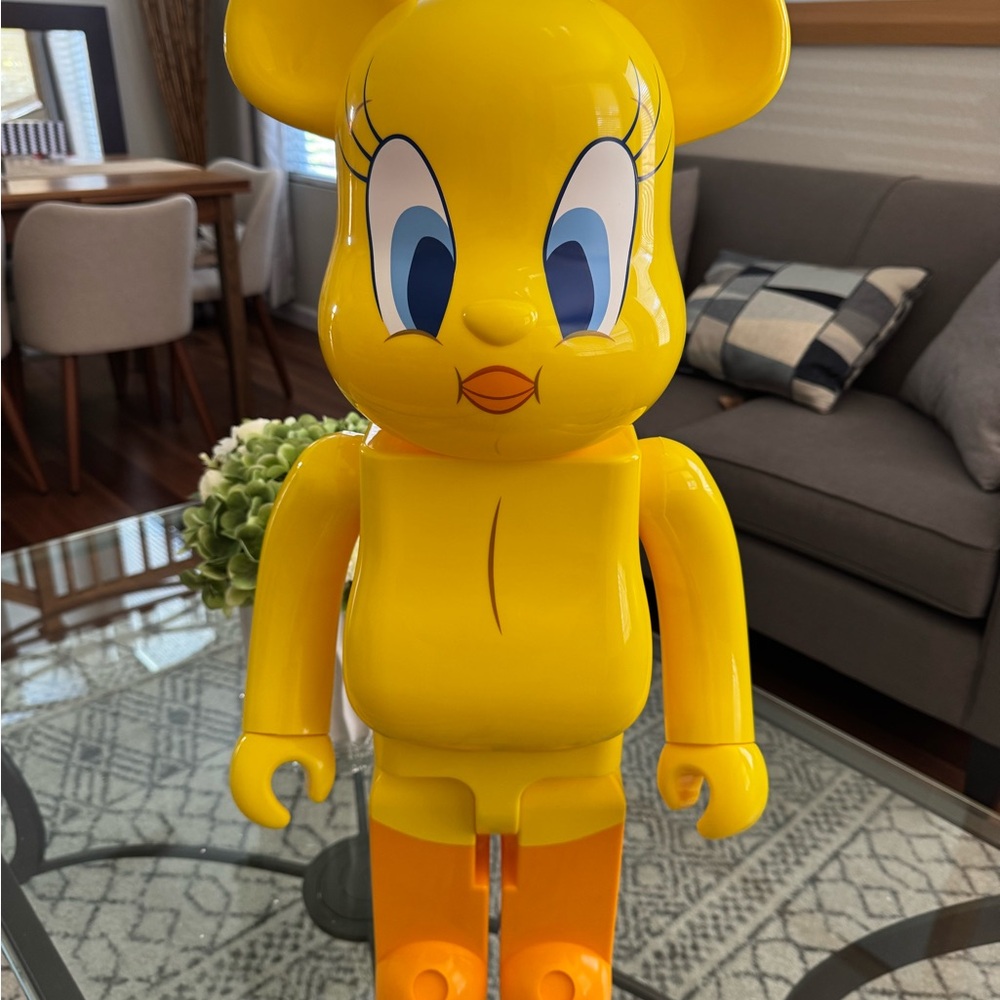 Tweet Bird Bearbrick 1000% Cartoon Character Toy